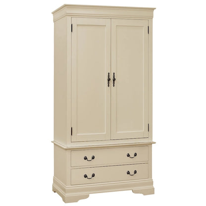 Traditional style wardrobe